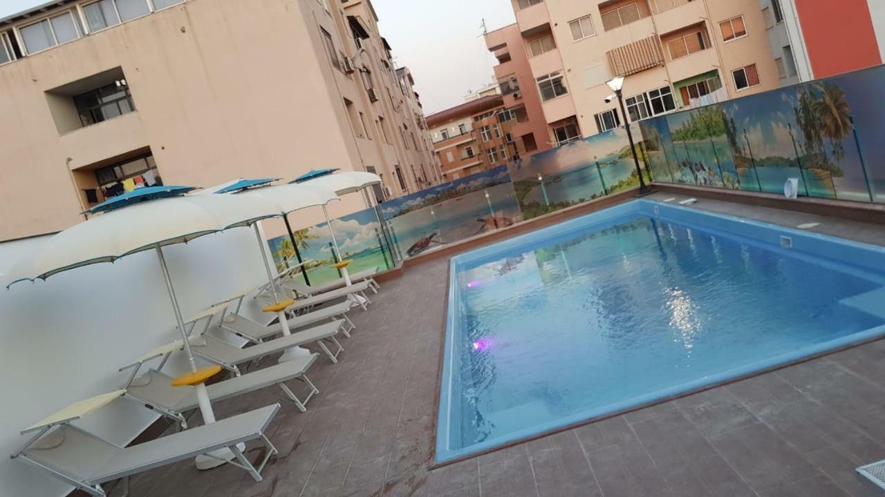 Hotel Antalya - Beach Durres Exterior photo